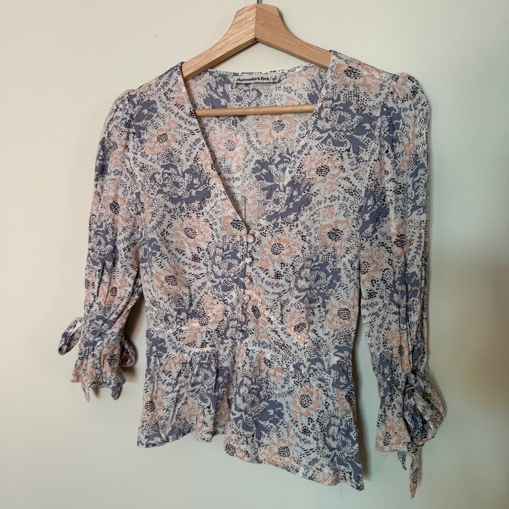 Abercrombie & Fitch floral blouse